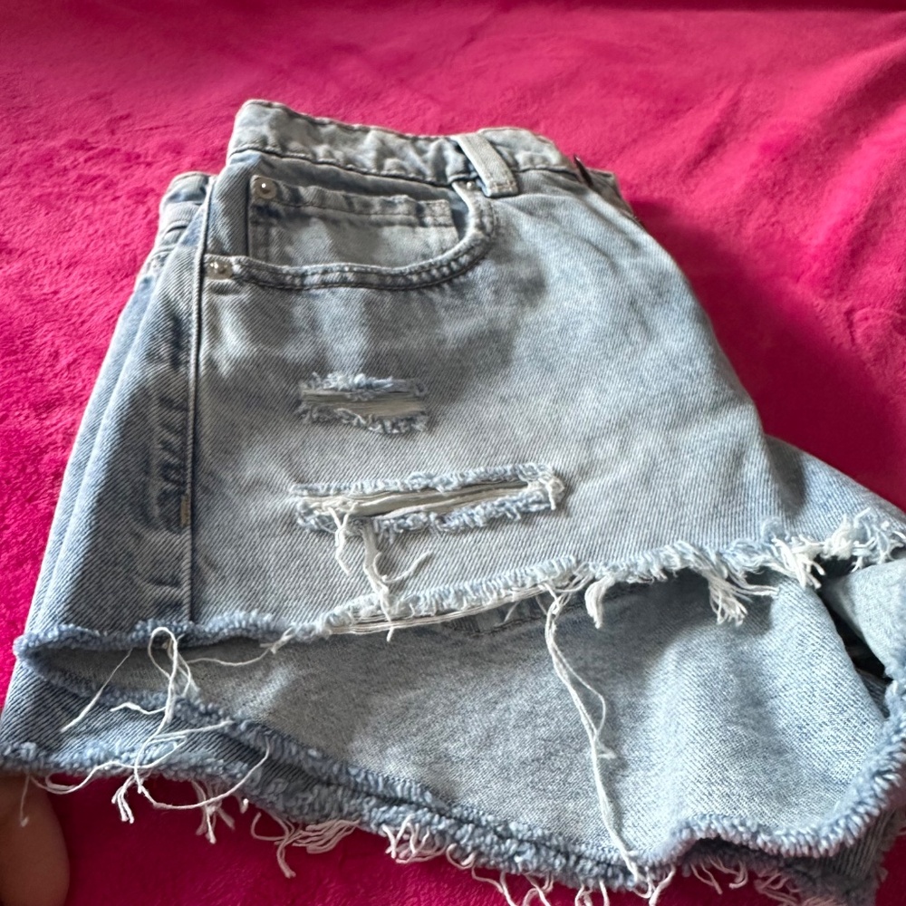 Garage Ripped Booty Shorts - Picture 3 of 8